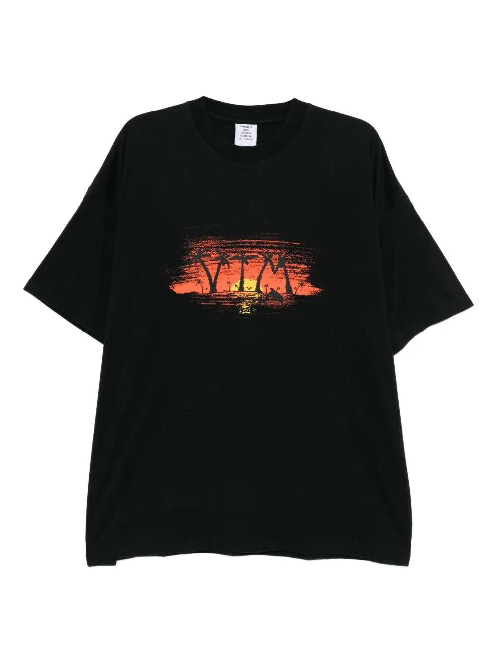 

Футболка с принтом VETEMENTS, черный