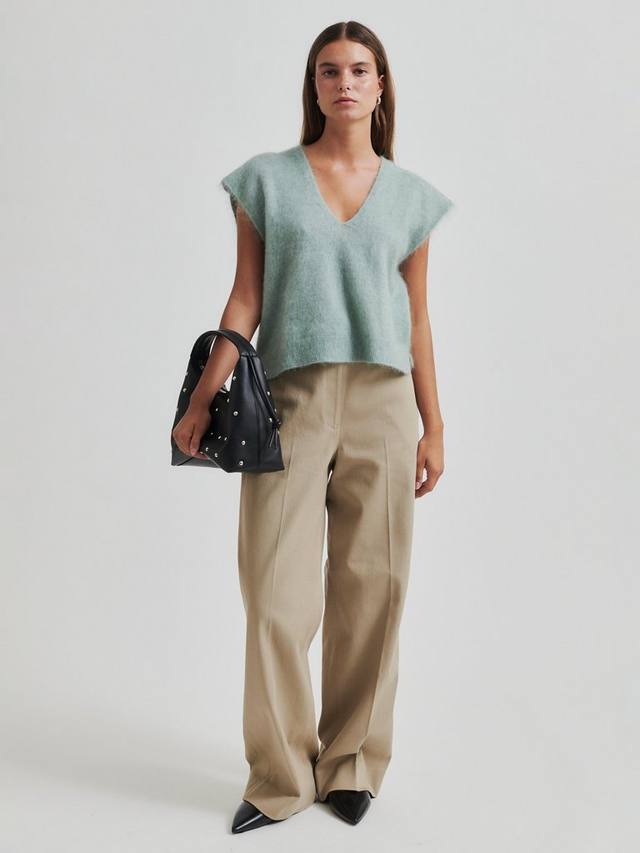 

Camryn уютный вязаный топ с V-вырезом из мягкой шерсти Second Female, Light Green