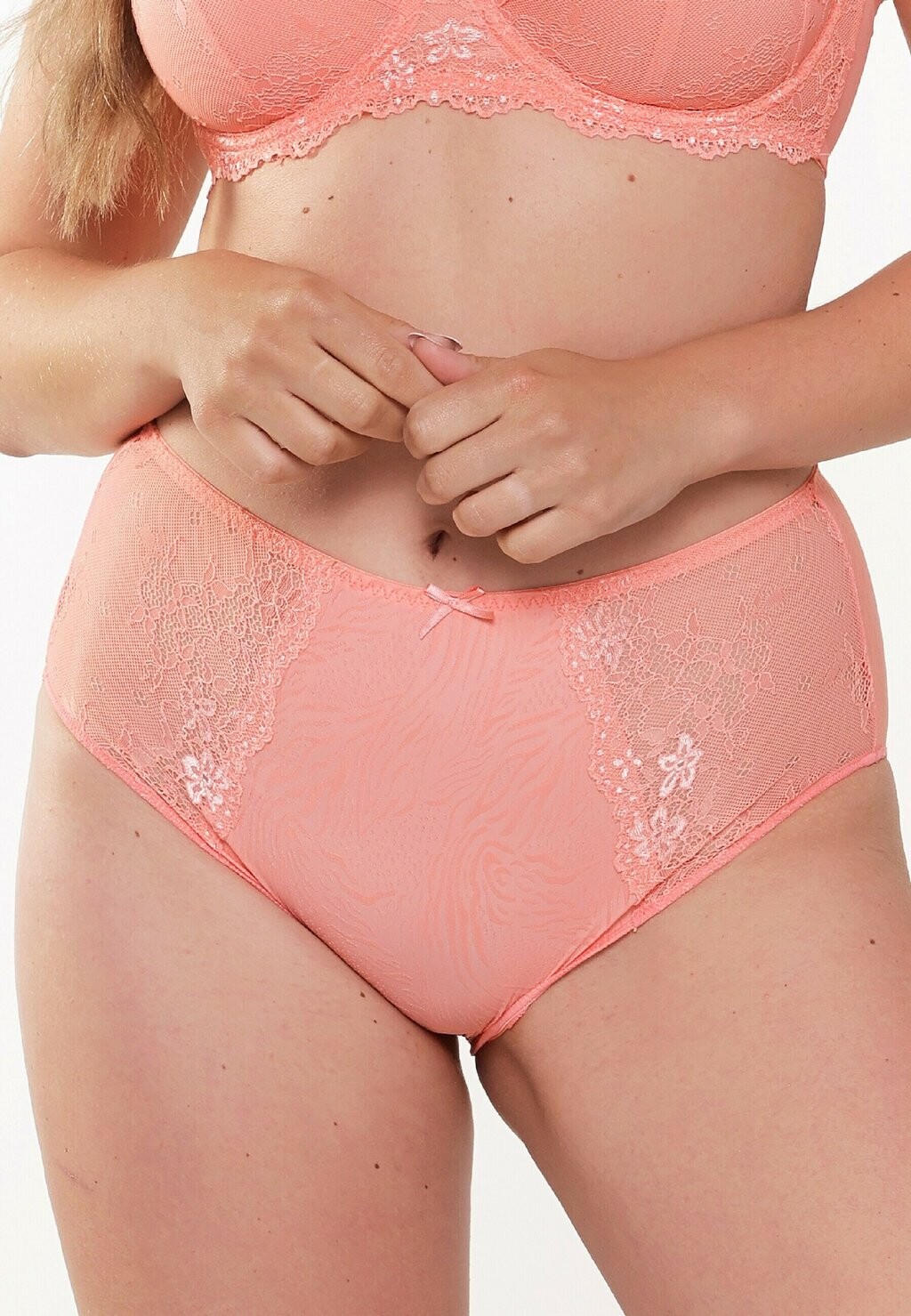 

Трусы DAILY HIGH WAIST LingaDore, коралл