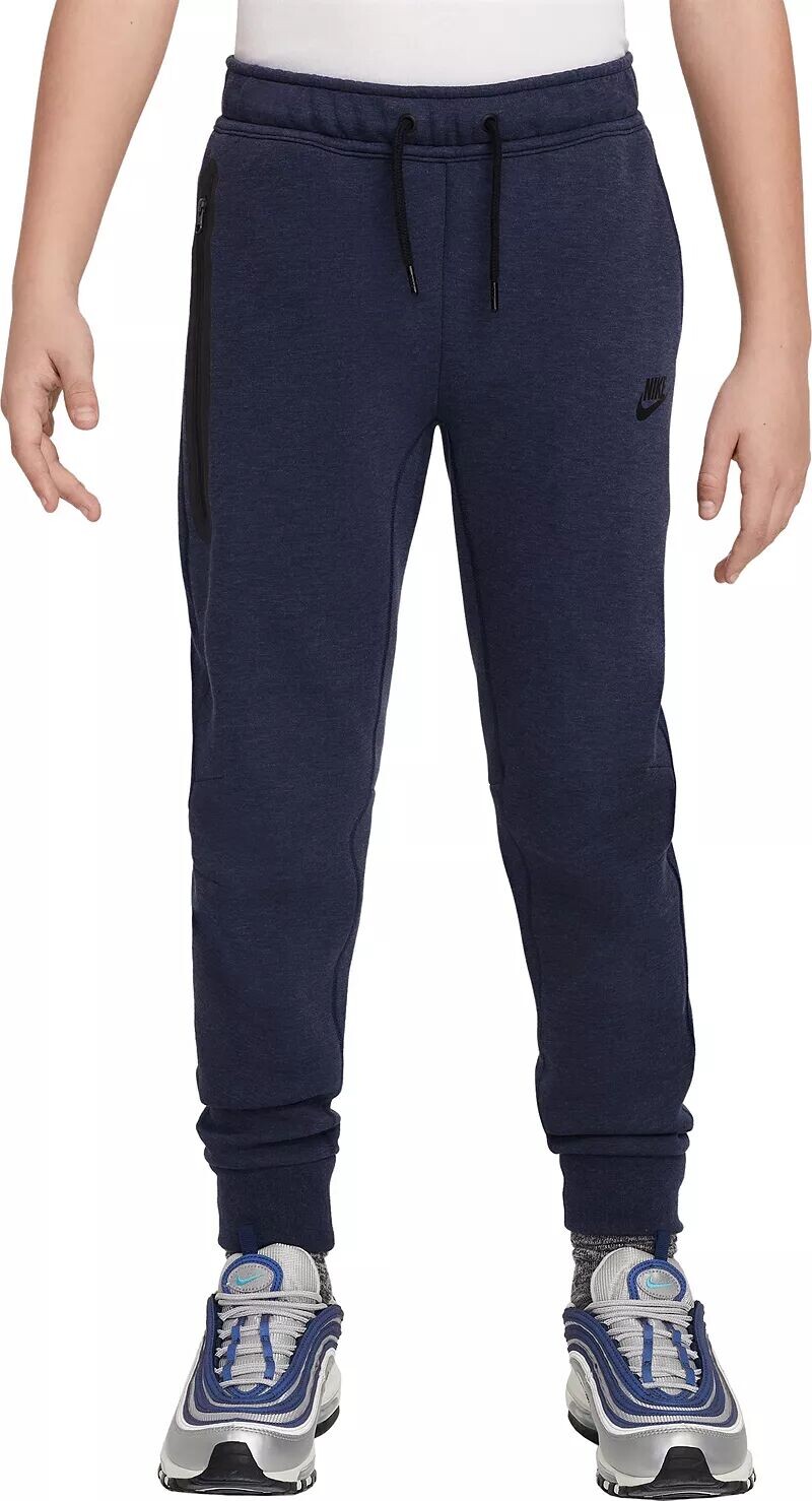 

Брюки Nike Sportswear из технического флиса для мальчиков