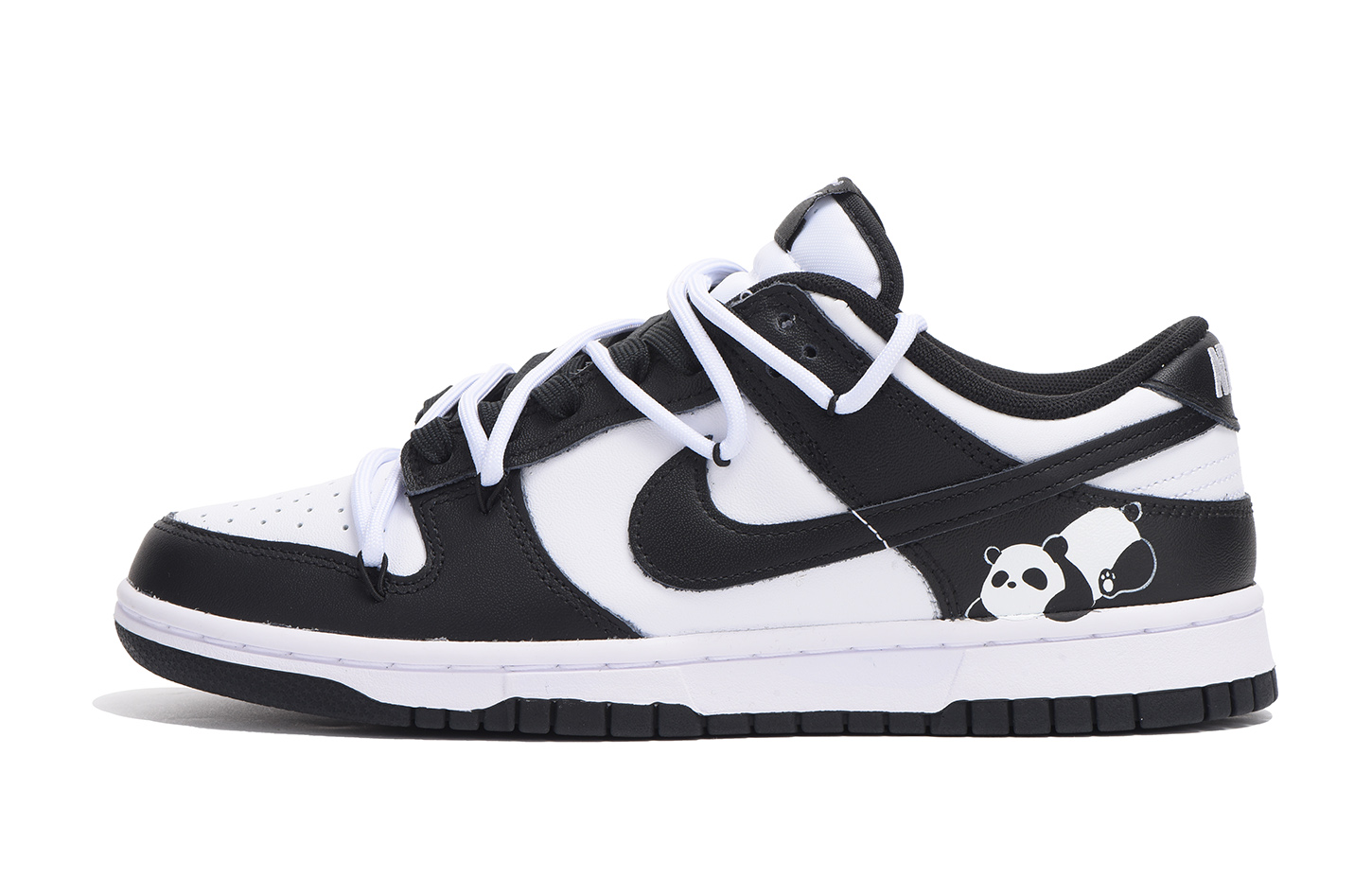 

Кроссовки Nike Dunk Skateboard Shoes Women's Low-Top White