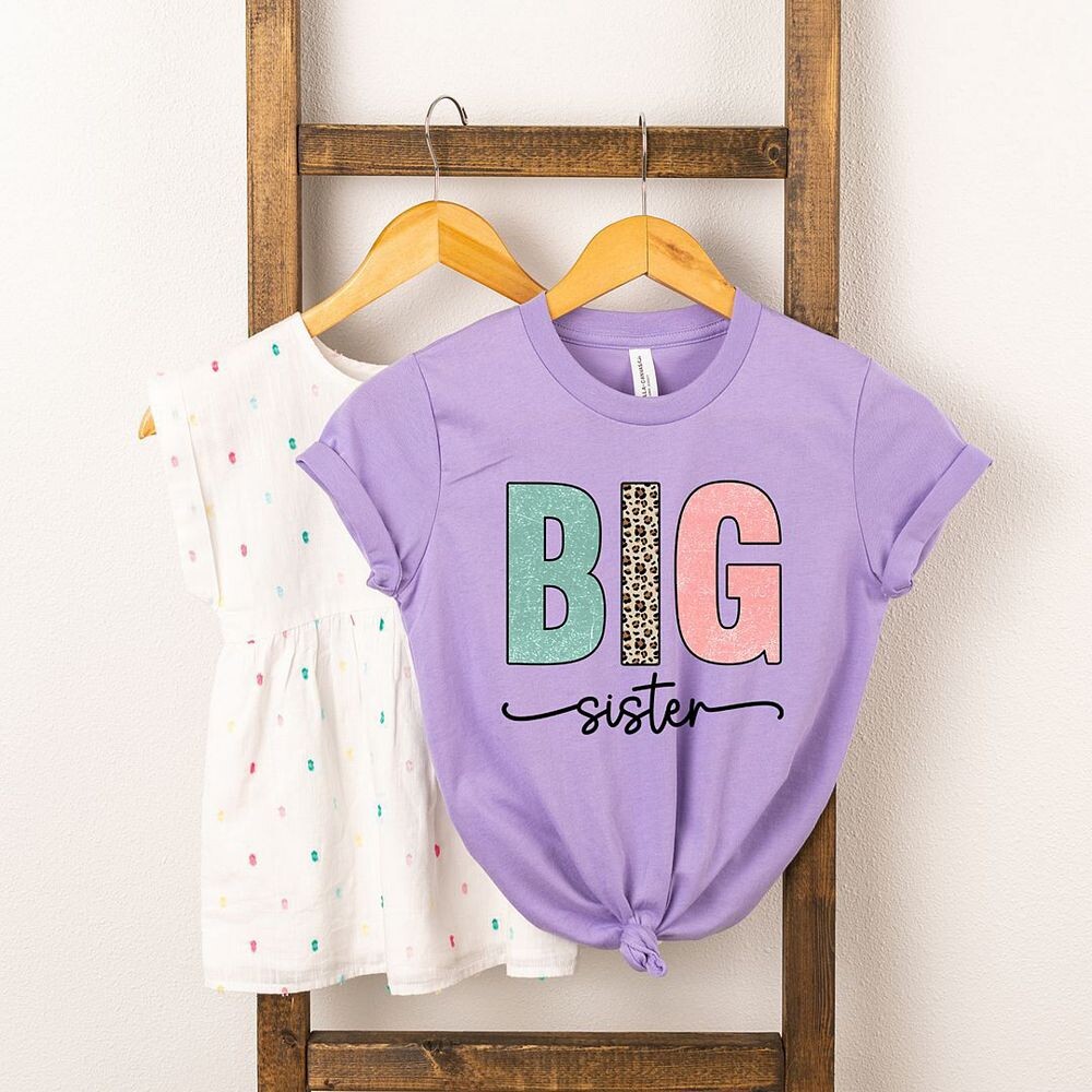 Молодежная футболка Big Sister с леопардовым принтом и короткими рукавами The Juniper Shop, цвет Heather Grey — фото 2