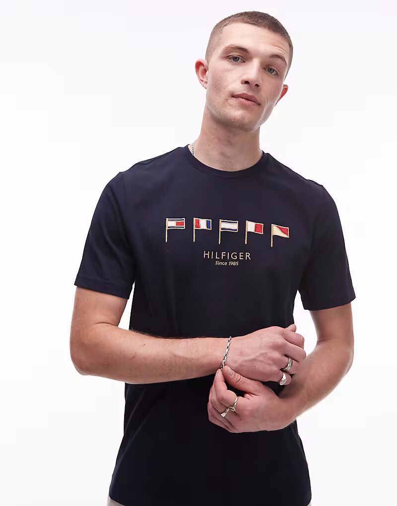 

Футболка с логотипом Tommy Hilfiger multi flag в темно-синем цвете