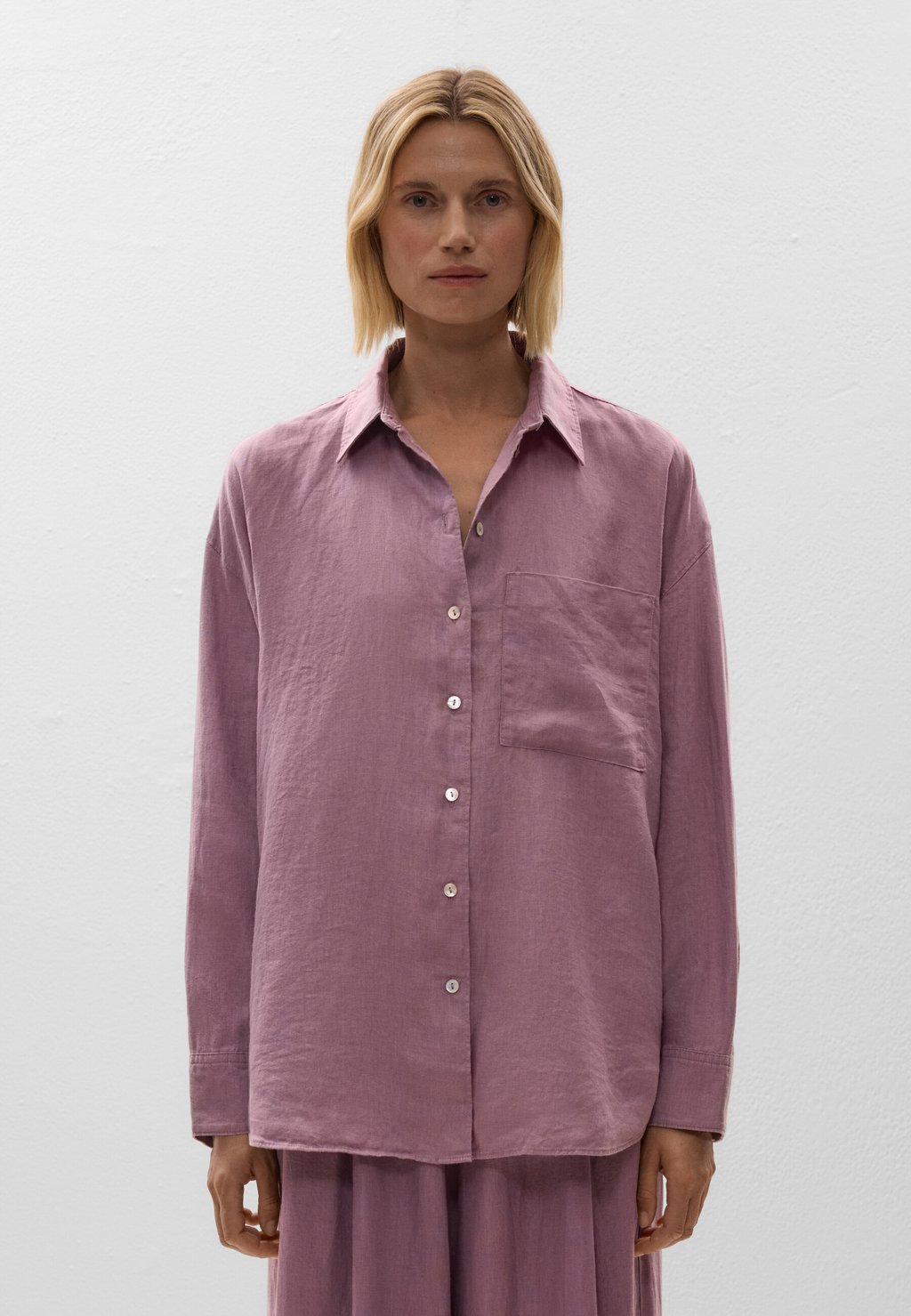 

Блузка на пуговицах LINEN RELAXED OYSHO, цвет Mottled Purple