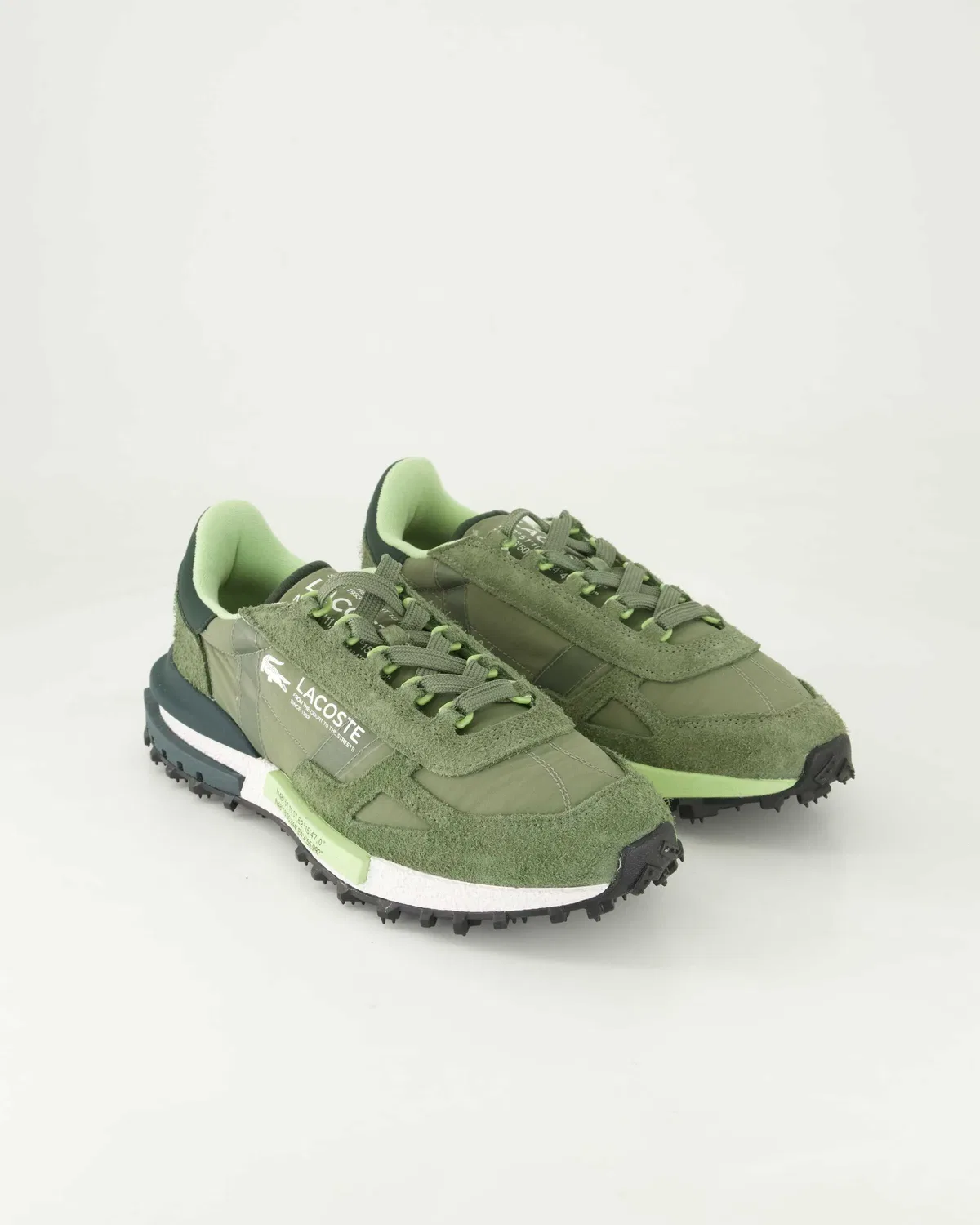 Кроссовки низкие из замши и текстиля Lacoste, зеленый