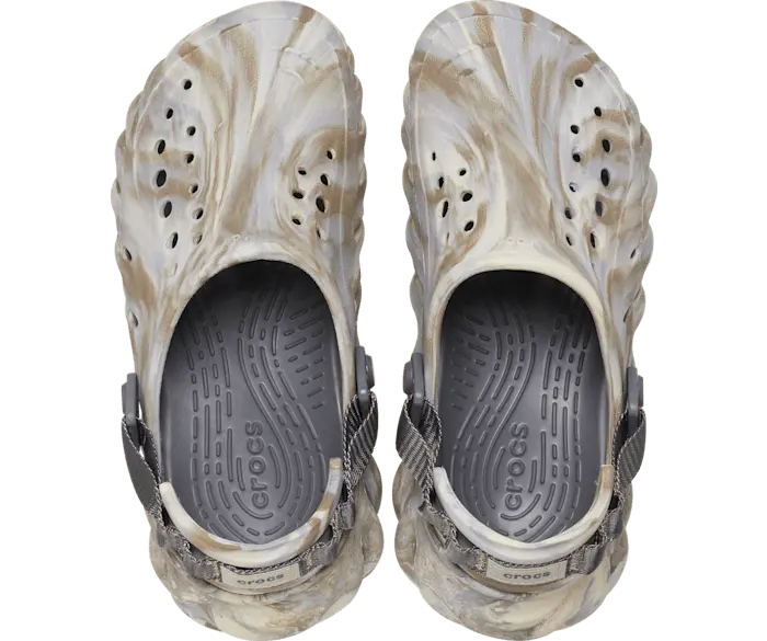 Мраморные сабо Echo Crocs женские, цвет Bone / Multi — фото 3