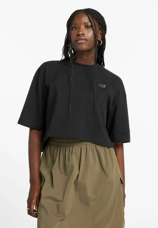 

Базовая футболка с логотипом New Balance, Black, Черный, Базовая футболка с логотипом New Balance, Black