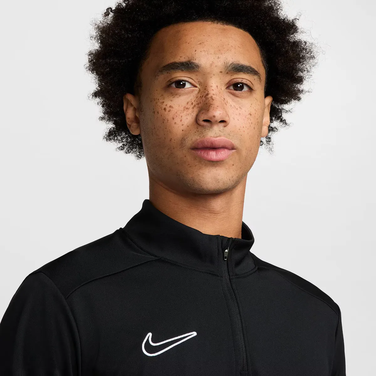 Мужская футболка Nike Academy25, черный — фото 4