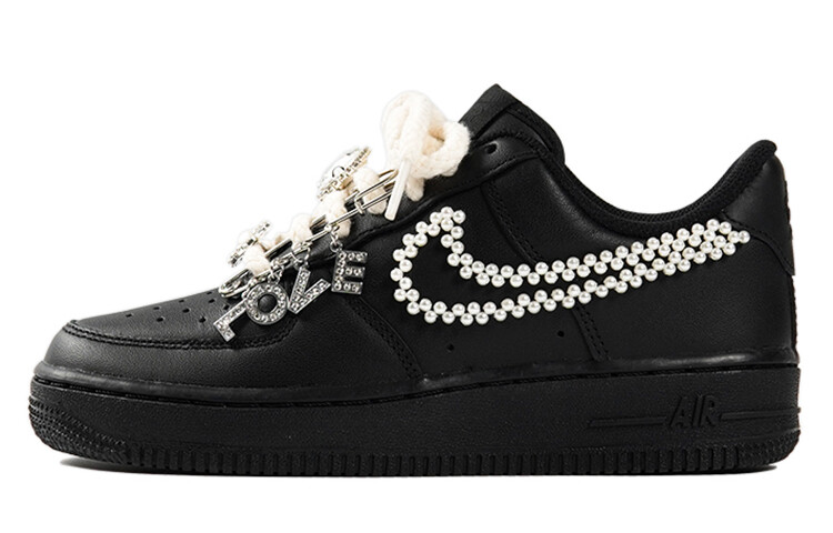 

Кроссовки Nike Air Force 1 Skateboard Shoes Women's Low-Top Black White
