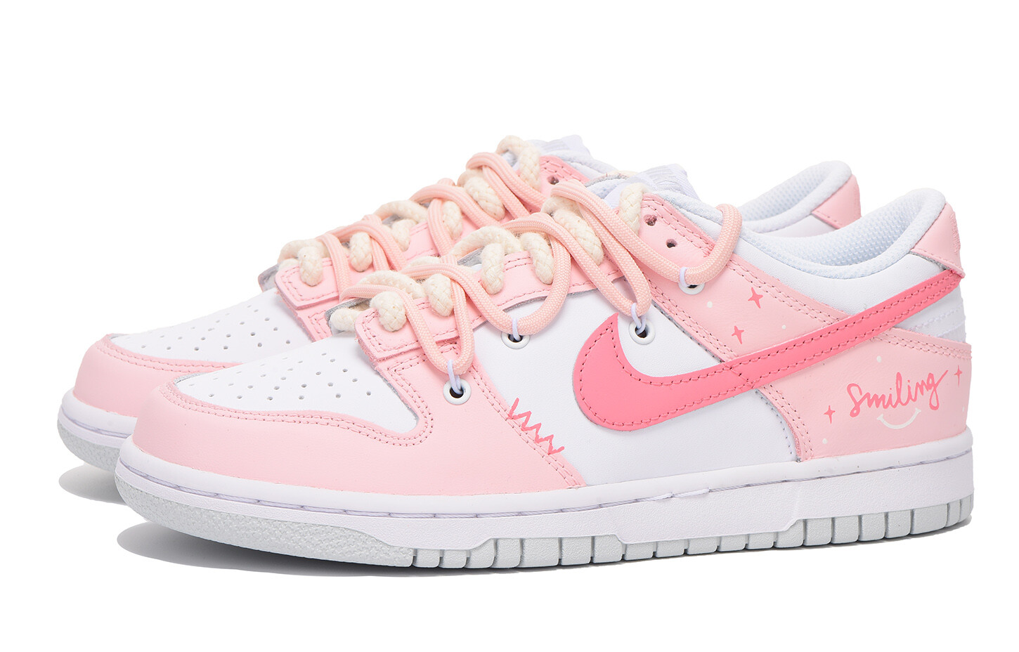 

Кроссовки Nike Dunk Skateboard Shoes Women's Low-Top White