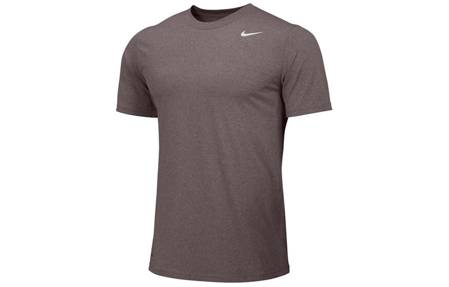 

Одежда Футболка мужская коричневая Nike, коричневый