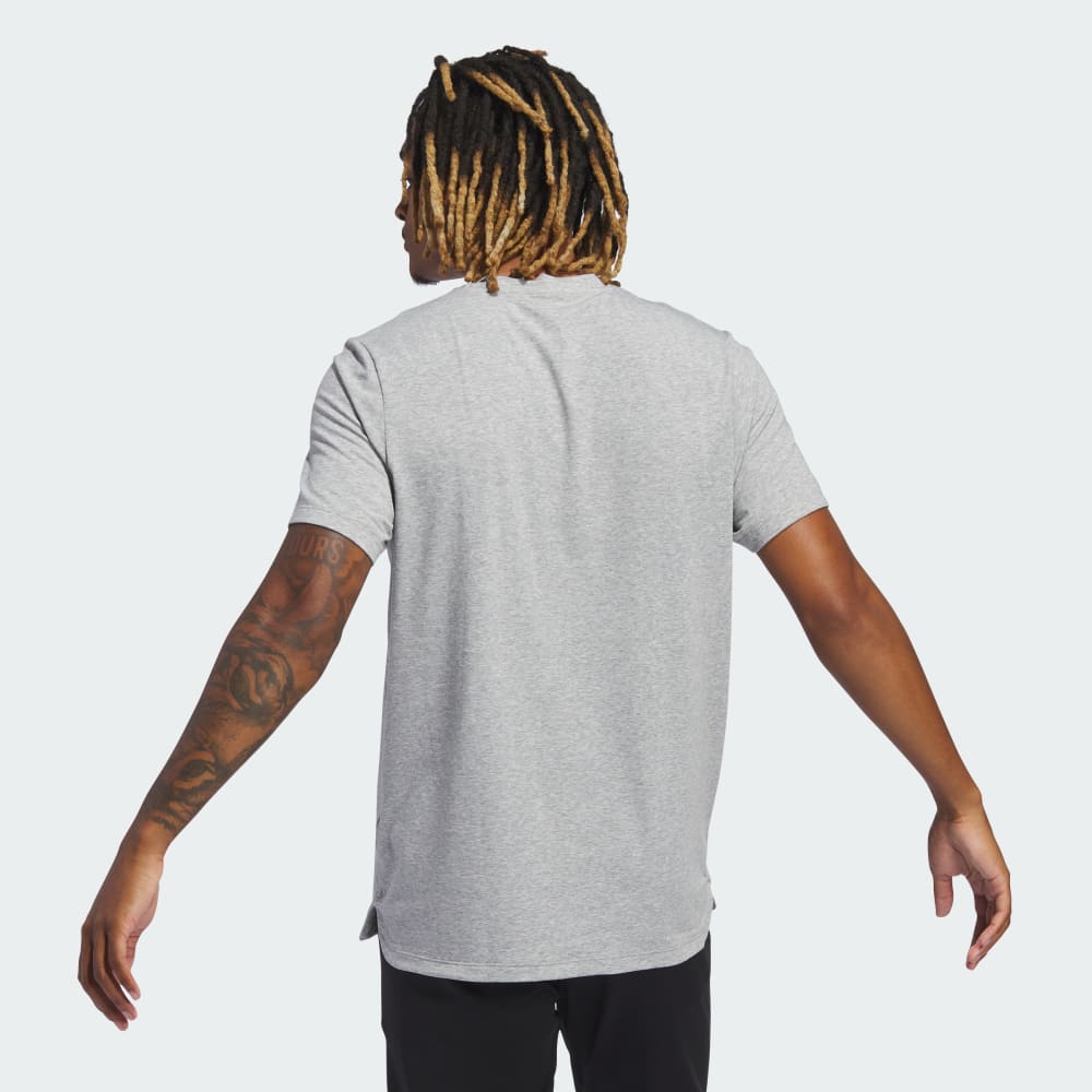 Спортивная футболка Adidas Axis AEROREADY Training Tee, цвет Medium Grey Heather — фото 2