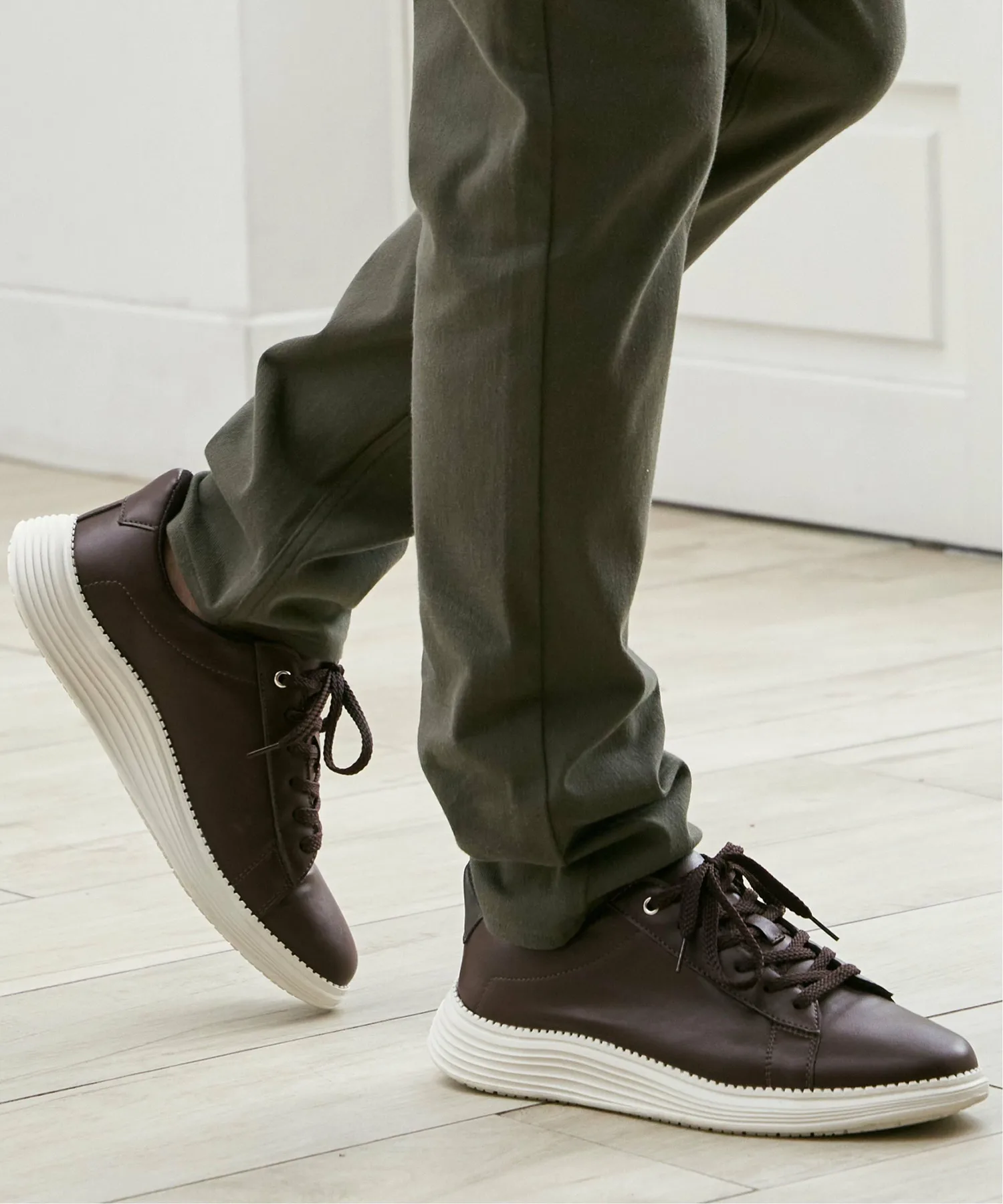 Удобные кроссовки для корта Ikka, Dark brown