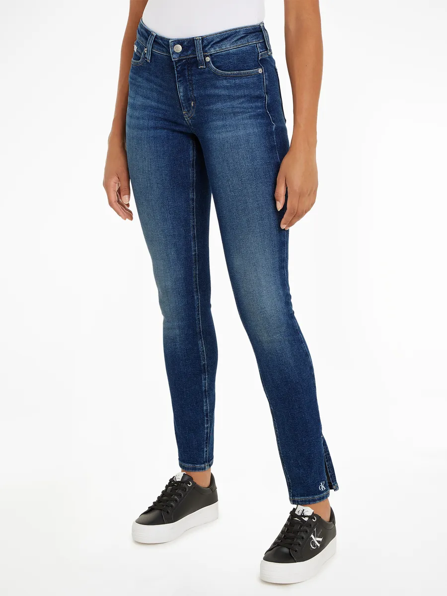 

Джинсы скинни Calvin Klein Jeans MID RISE SKINNY классической формы с 5 карманами, джинсовый