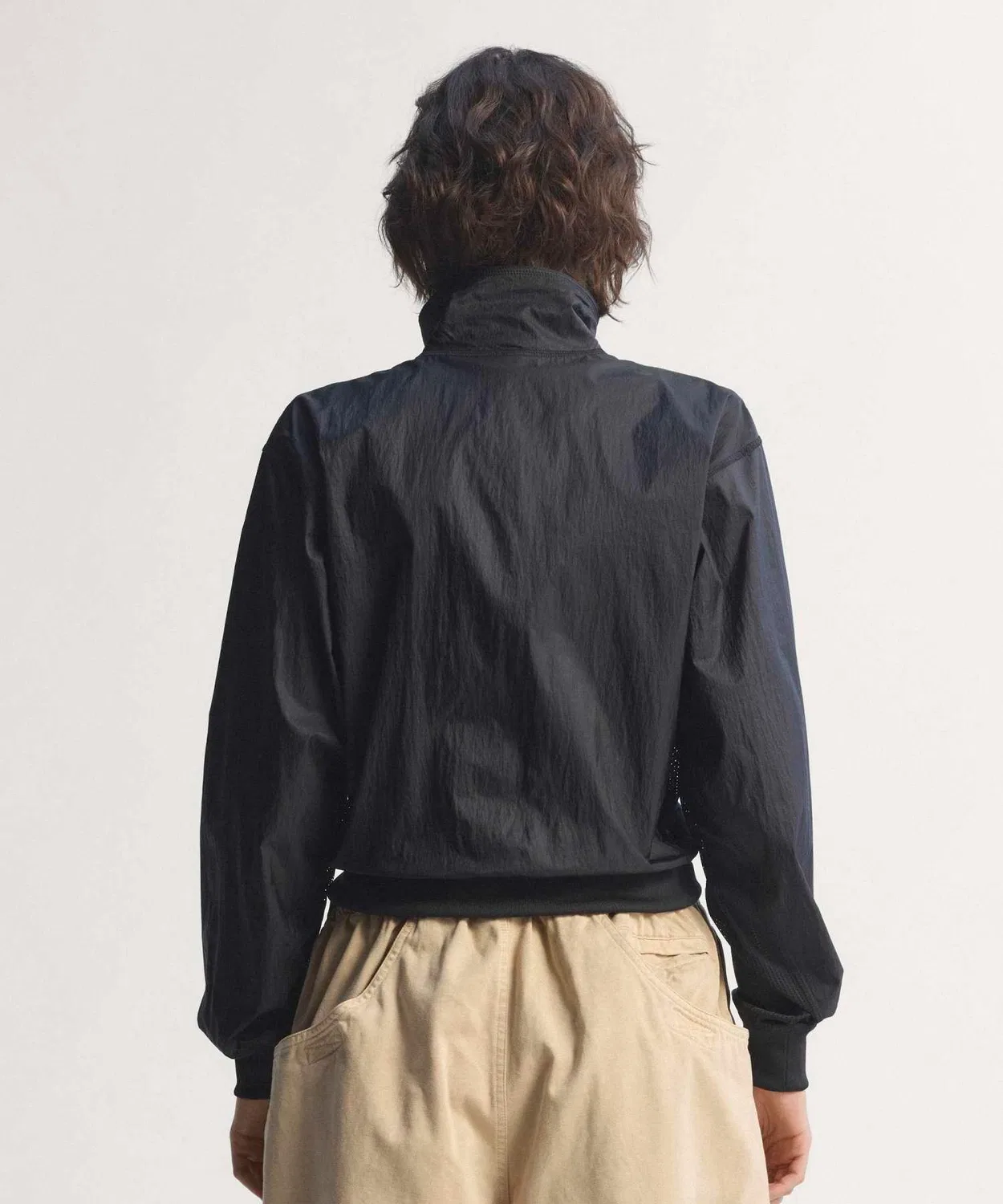 Трек-топ на молнии Slim Fit Adidas Originals EQT из нейлона, чёрный — фото 4