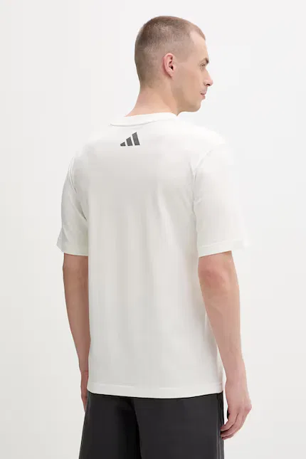 Футболка с принтом Mercedes мужская Adidas, бежевый — фото 3
