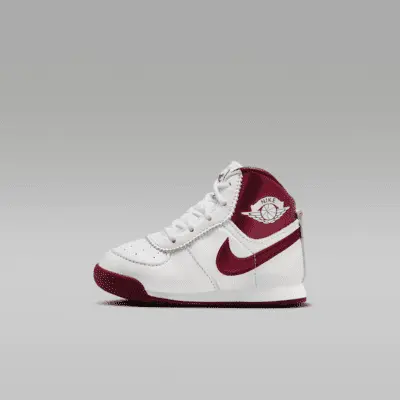 

Кроссовки Jordan 85 "Metallic Burgundy", цвет White/White/Team Red