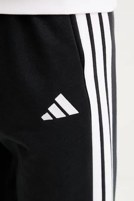 Спортивные штаны трикотажные Essential Adidas, черный — фото 4