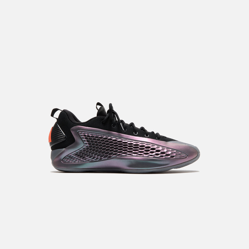 

Кроссовки adidas AE 1 Low, цвет Iron Metallic/Core Black/Solar Orange