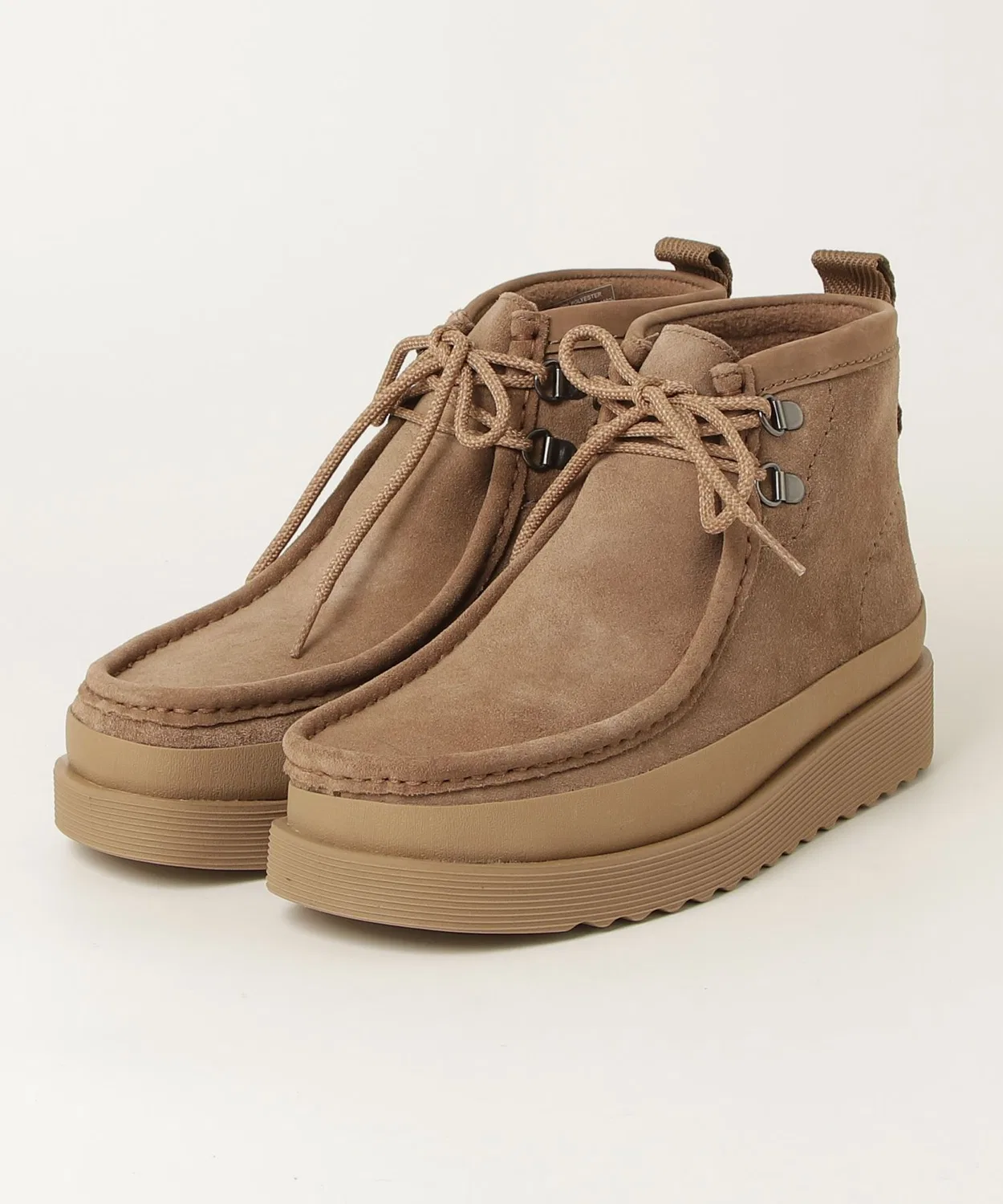 Ботинки Wallabee FTR Hi из замши и ткани, бренд Clarks, на подошве EVA, цвет санд-бежевый