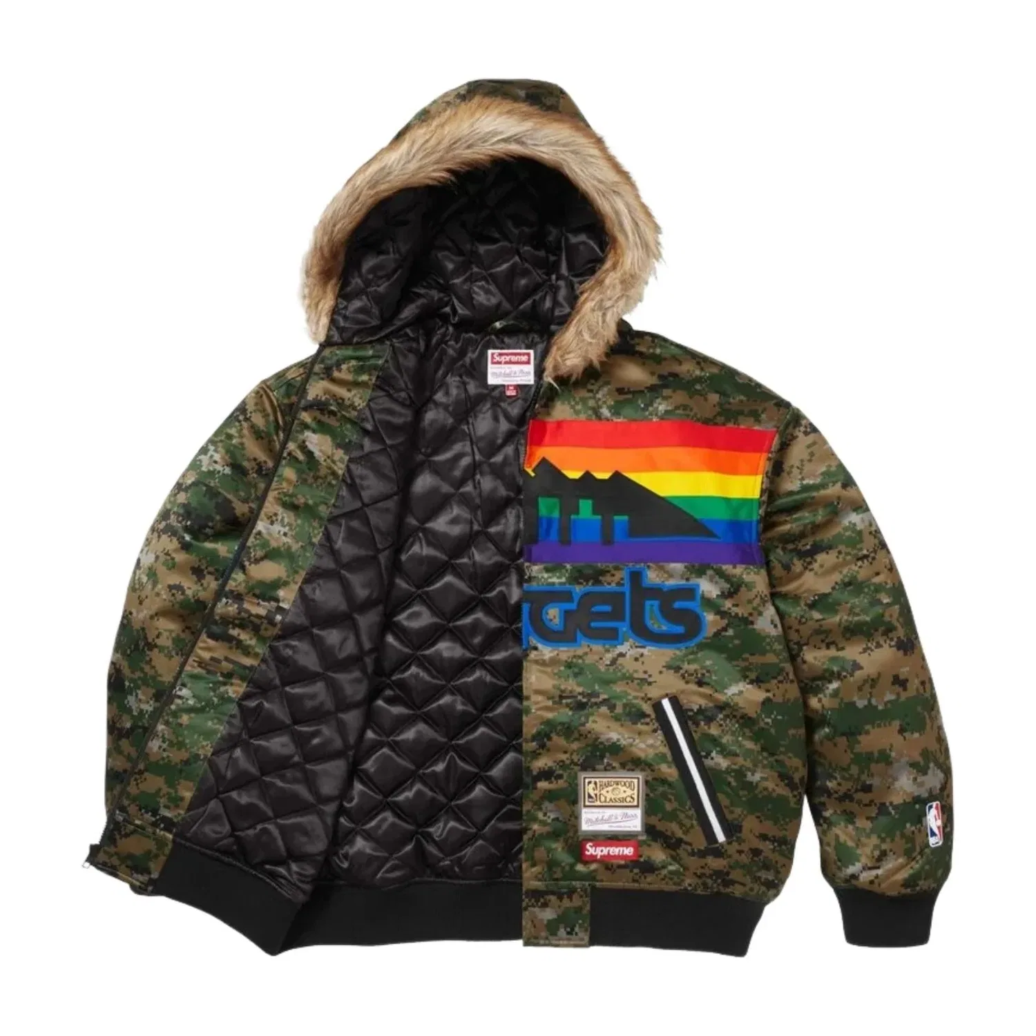 Куртка Supreme x Mitchell & Ness SS26 Teams Hooded Satin Varsity Jacket 'Digi Camo' SUP-SS26-285-CMO, зеленый — фото 2