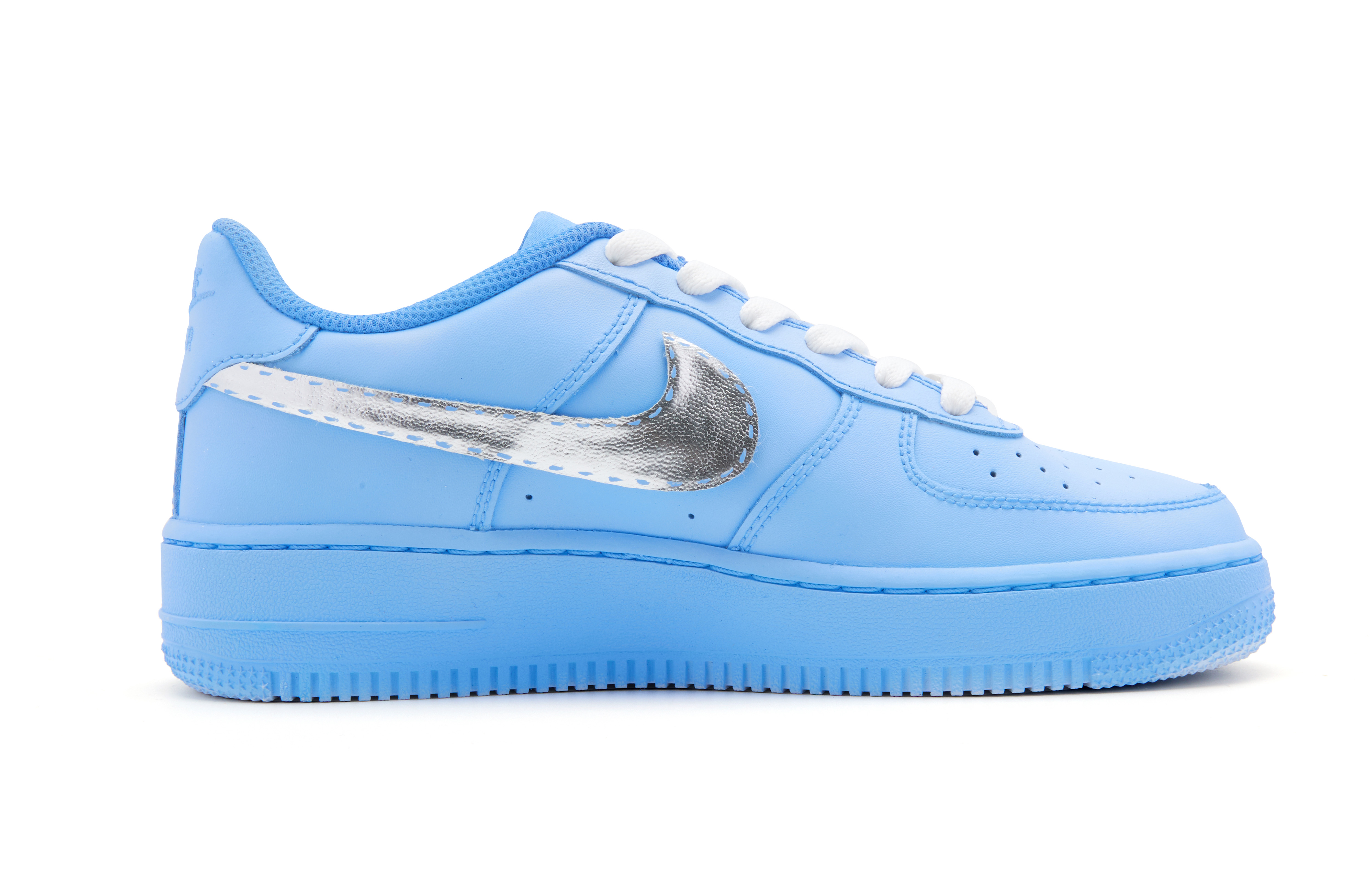 Детские кроссовки для скейтбординга Air Force 1 LE с противоскользящей подошвой и износостойким верхом для подростков Nike, синий/серебряный — фото 4