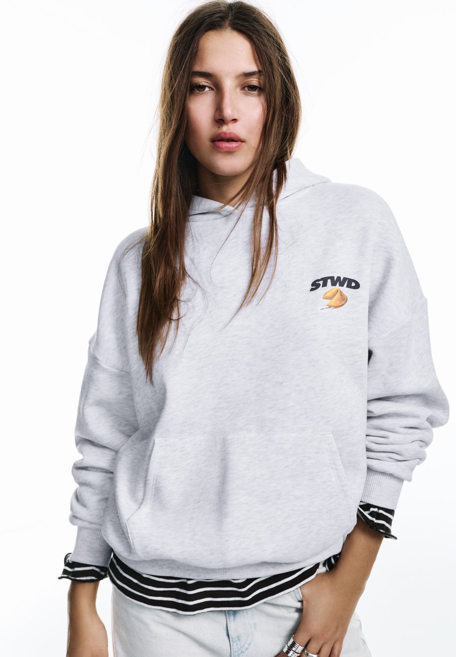 

Худи PULL&BEAR Hoodie, Light Grey