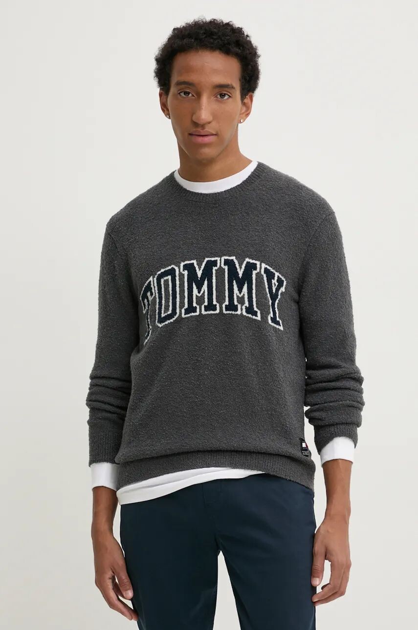 

Свитер Tommy Jeans из смесовой шерсти, серый