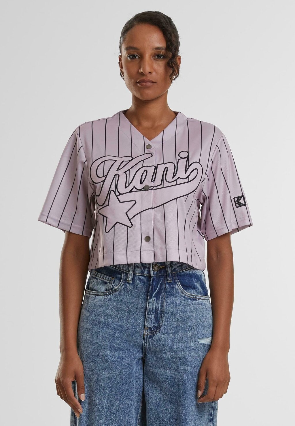 

Блуза STAR LOGO CROP PINSTRIPE BASEBALL Karl Kani, светло-розовый