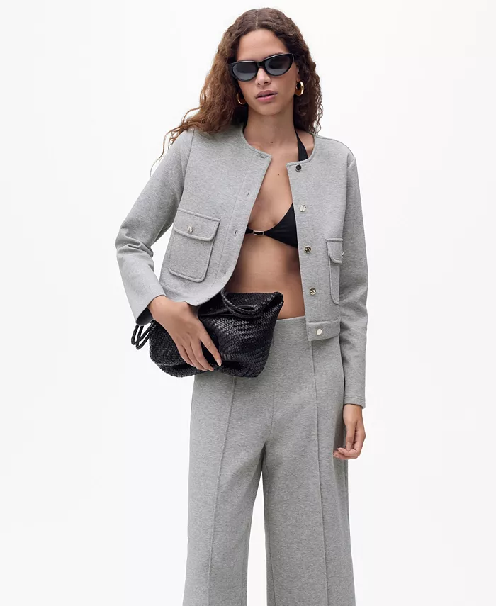 

Женская куртка кроп с карманами из хлопка Mango, серый