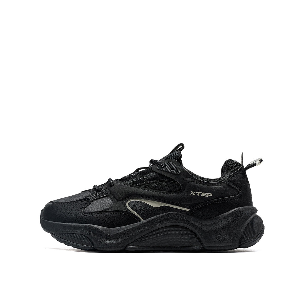 

XTEP Кроссовки Anti-Slip Wear-Resistant Low-Top Chunky Sneakers Men's Black