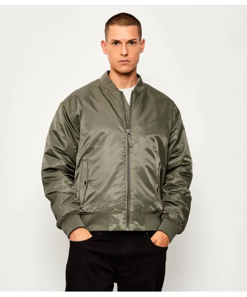

Герой-Бомбер Regular fit Calvin Klein Jeans, зеленый