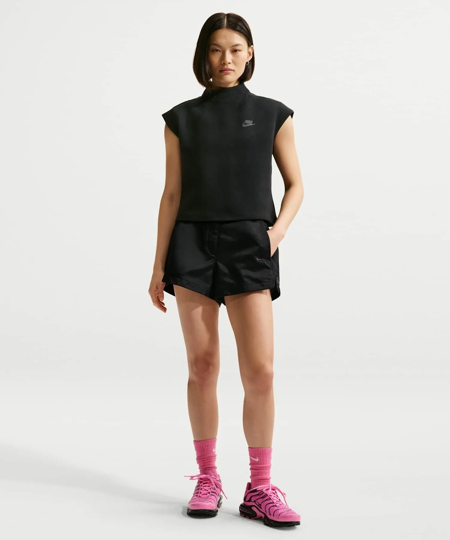 Женские шорты Nike Sportswear из сатина с высокой талией чёрные