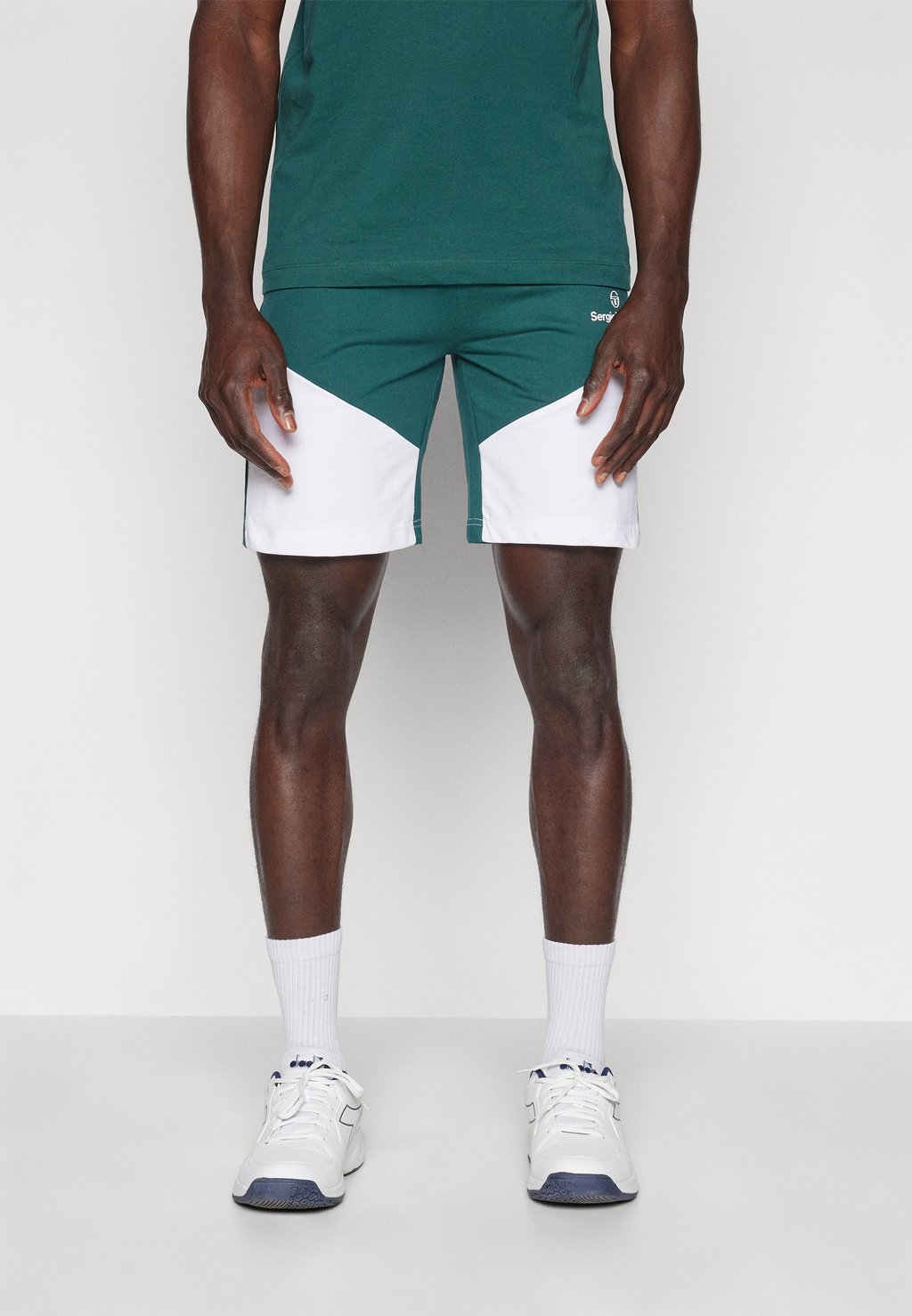 

Спортивные шорты GIARDINO SHORTS Sergio Tacchini, сине-зеленый