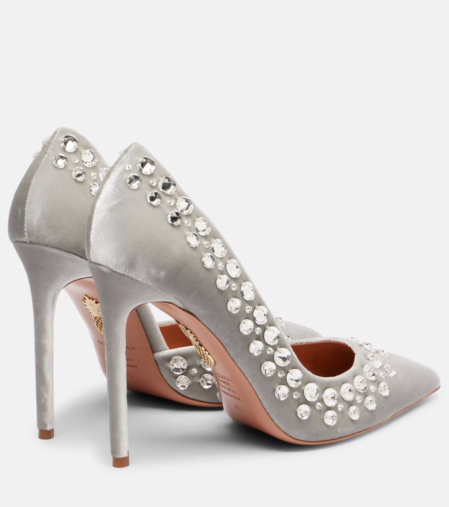 Туфли-лодочки Cosmic Love 105 с бархатом и декором Aquazzura, Sig-Silver Grey — фото 2