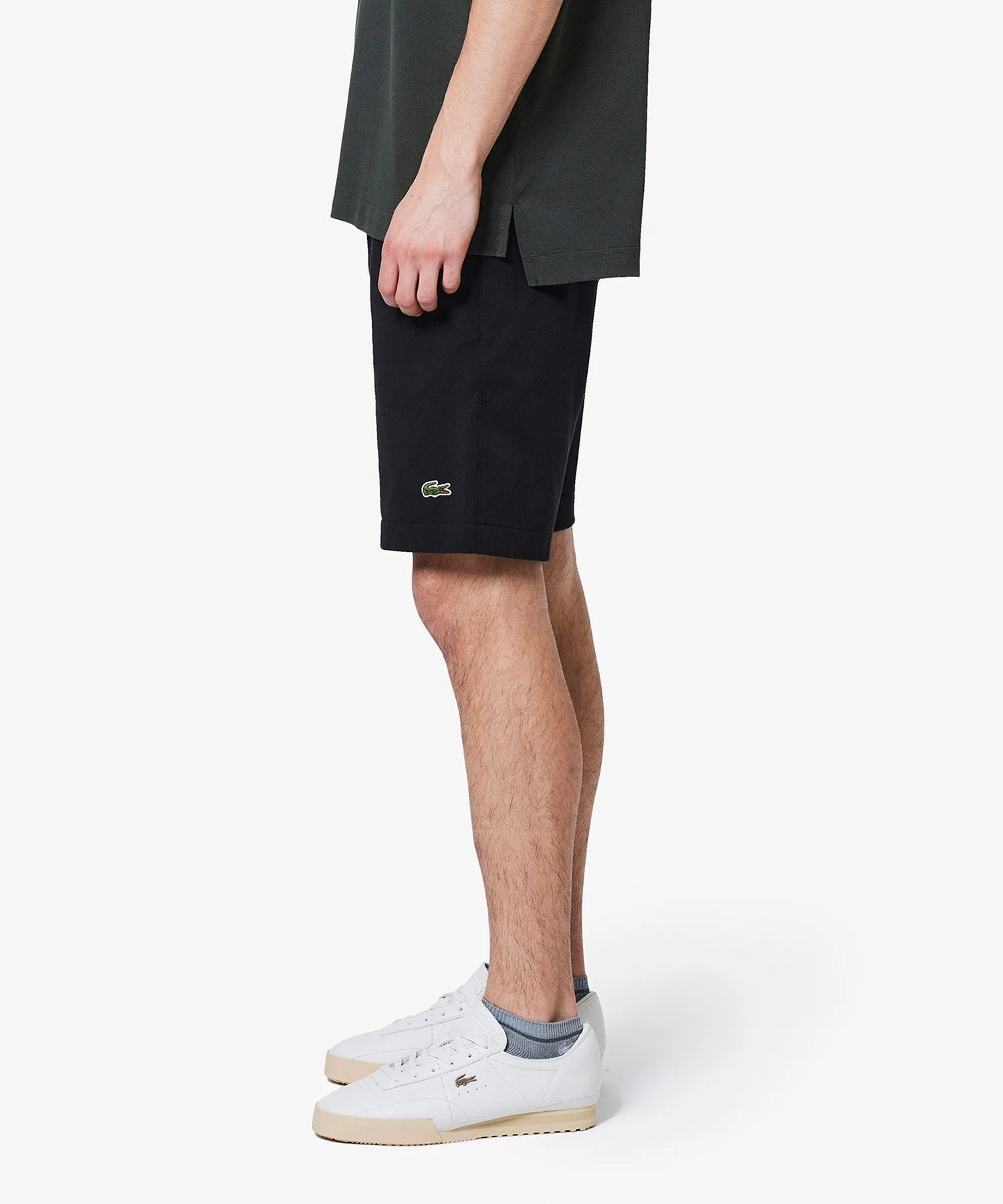 Унисекс шорты из хлопка Lacoste L.12.12 чёрные — фото 3