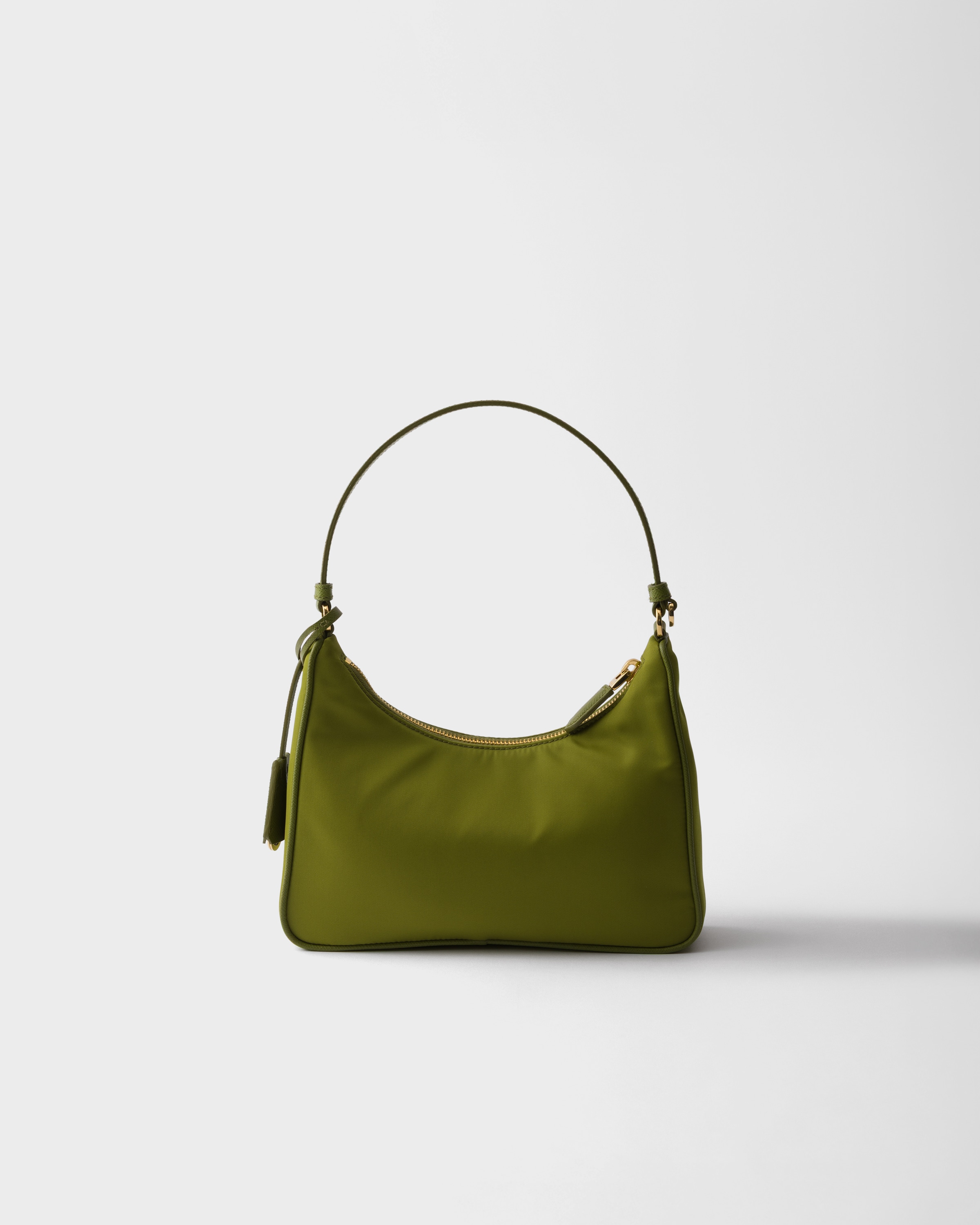 Мини-сумка Prada Re-Edition 2005 из Re-Nylon и сафьяновой кожи Prada, ивовый зеленый — фото 3