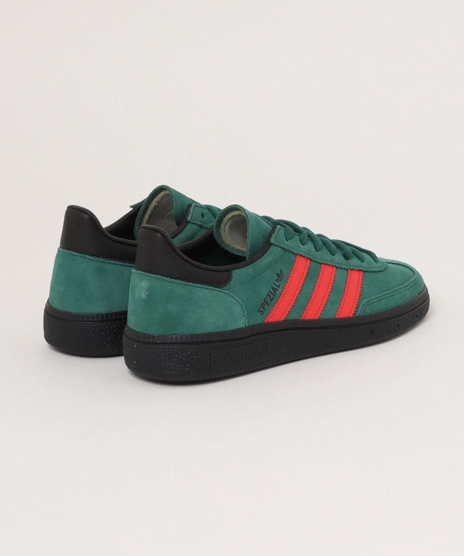 Мужские кроссовки из натуральной кожи adidas HANDBALL SPEZIAL IH9767 зелёные — фото 2