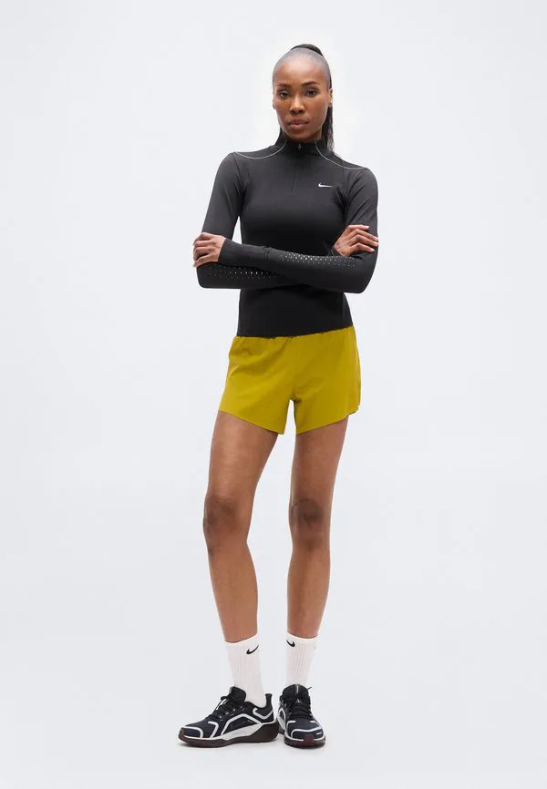 Спортивные шорты для трейлраннинга Nike Acg, Peat Moss/Ironstone/Summit White — фото 2