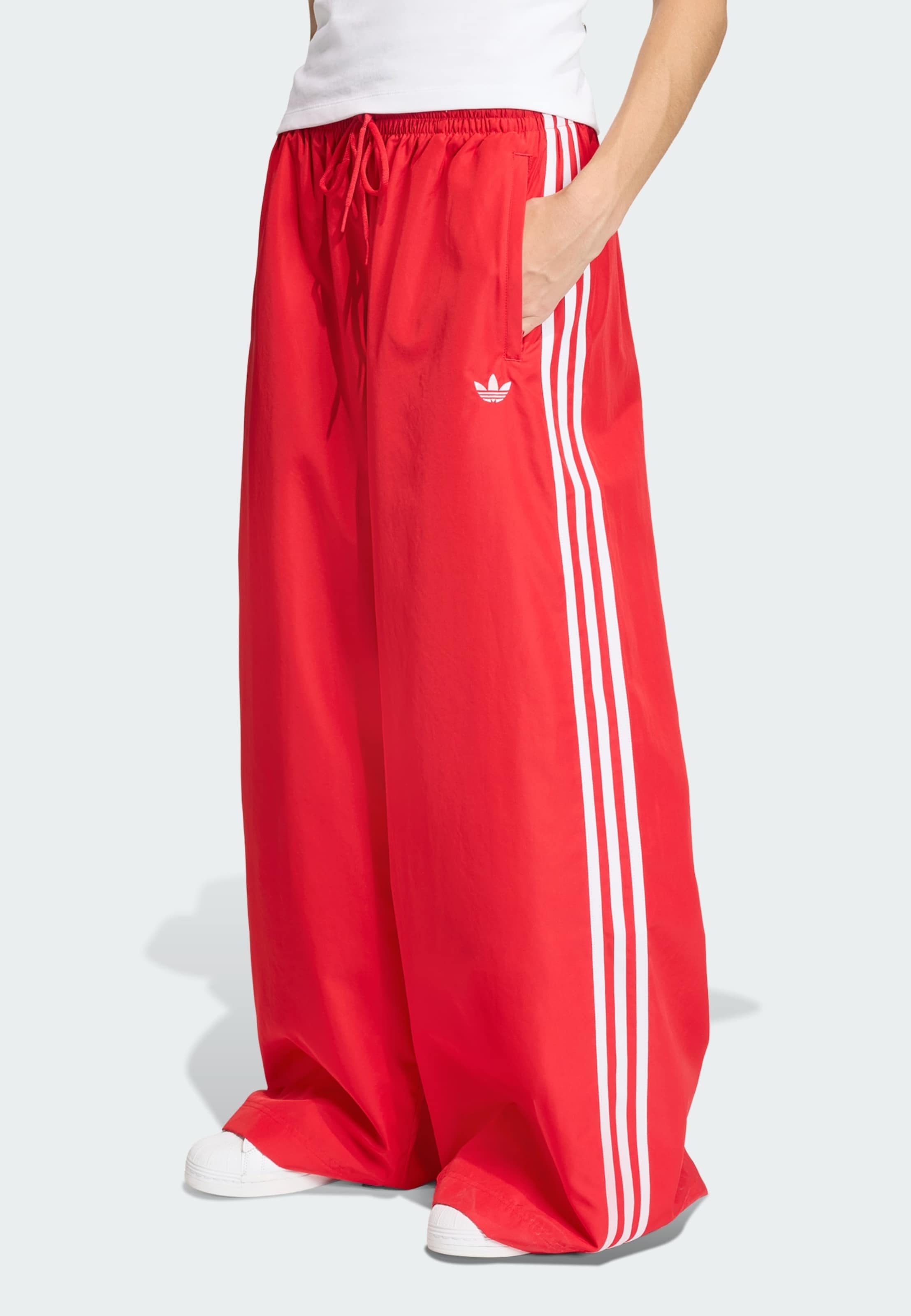 Adidas Originals Широкие брюки 'Firebird Adilenium' в красном цвете — фото 2