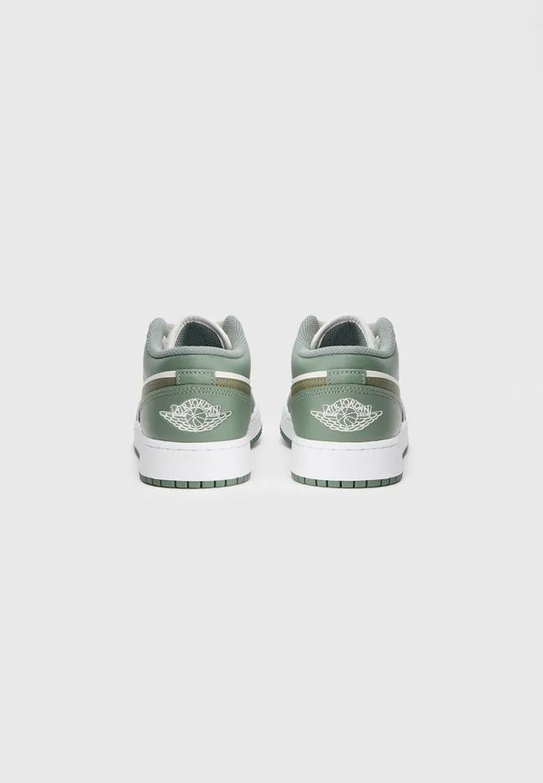 Кроссовки air jordan 1 low унисекс Jordan, Vintage Lichen/Med Olive/Vintage Lichen/Summit White — фото 3