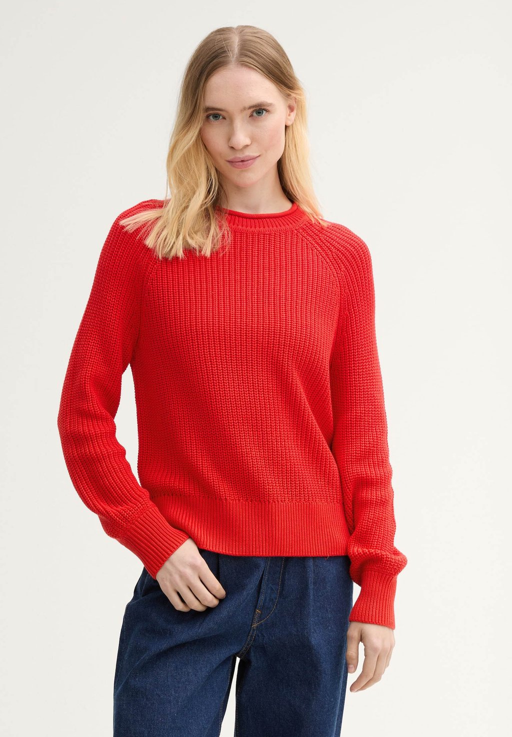 

Свитер CREW NECK TOM TAILOR DENIM, красный