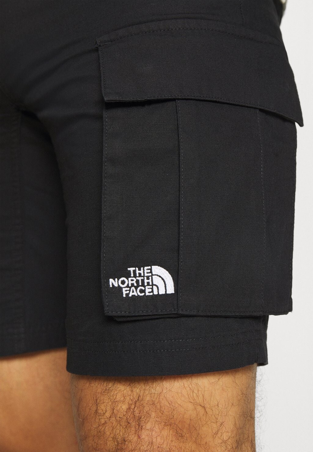 

Спортивные шорты Anticline The North Face, черные