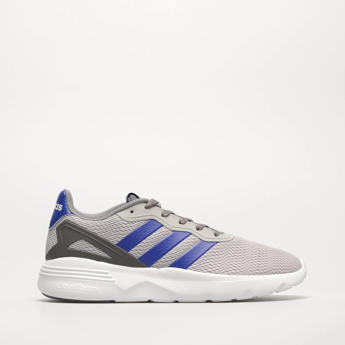 

Кроссовки Adidas, серый
