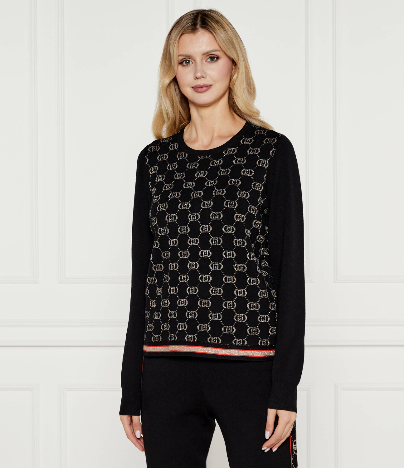 

Свитер Liu Jo Sport Regular Fit, черный