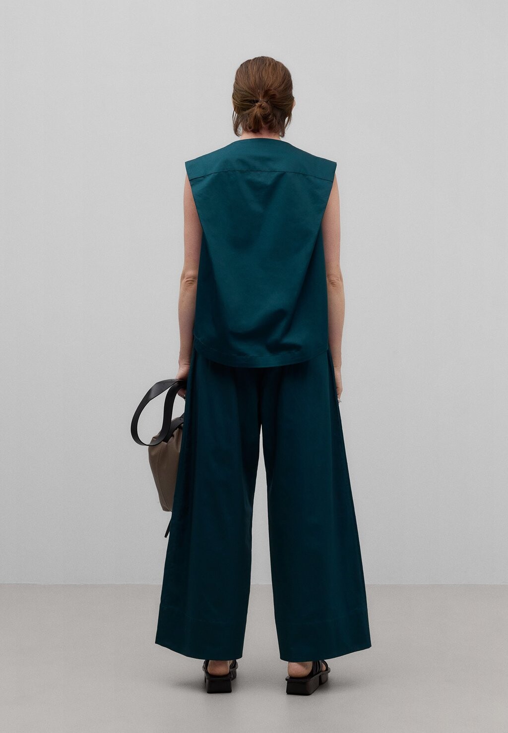

Брюки WIDE LEG ADOLFO DOMINGUEZ, темно-синий