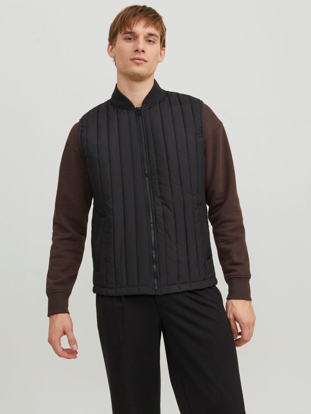 

Жилет Jack & Jones ECITY LINER, черный