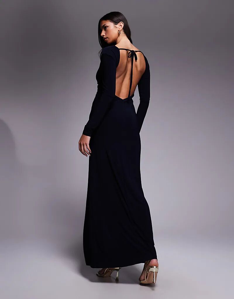 

Платье макси с глубоким декольте и длинными рукавами ASOS DESIGN темно-синего цвета