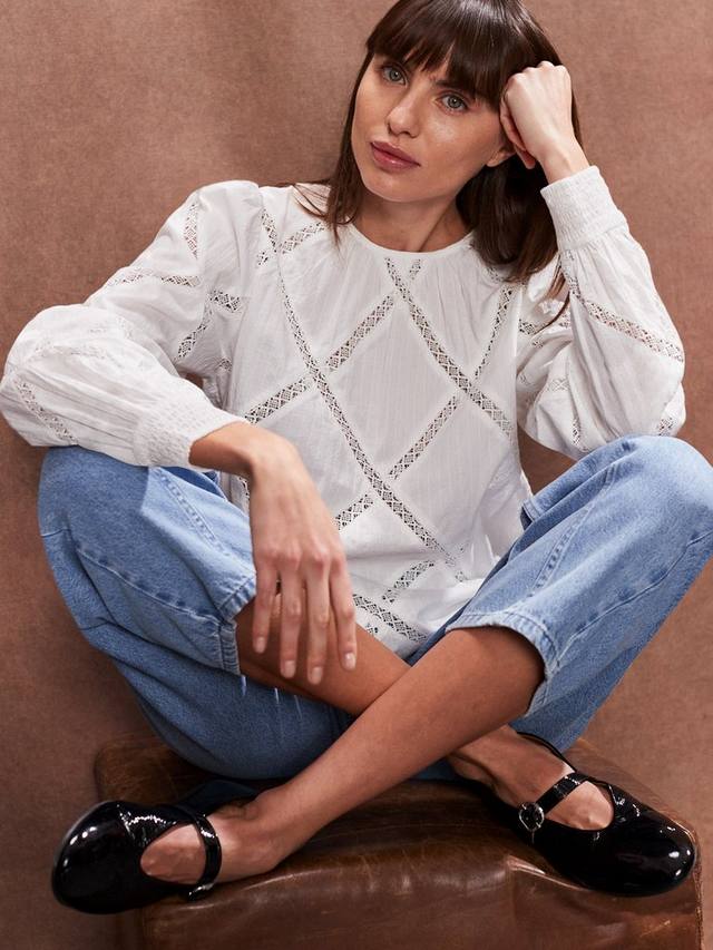 

Топ broderie с гофрированной манжетой Ro&Zo, белый
