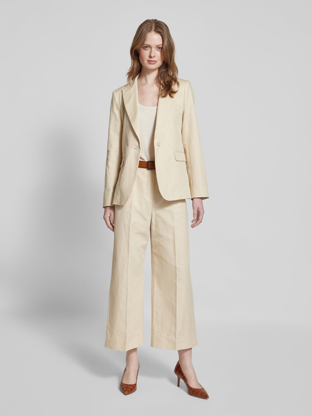 

Блейзер с воротником-лацканом модель «QUITO» Weekend Max Mara, песочный